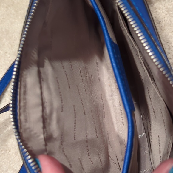 Purses - Picture 3 of 3